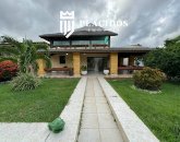 Casa à venda em Piatã, Salvador - BA